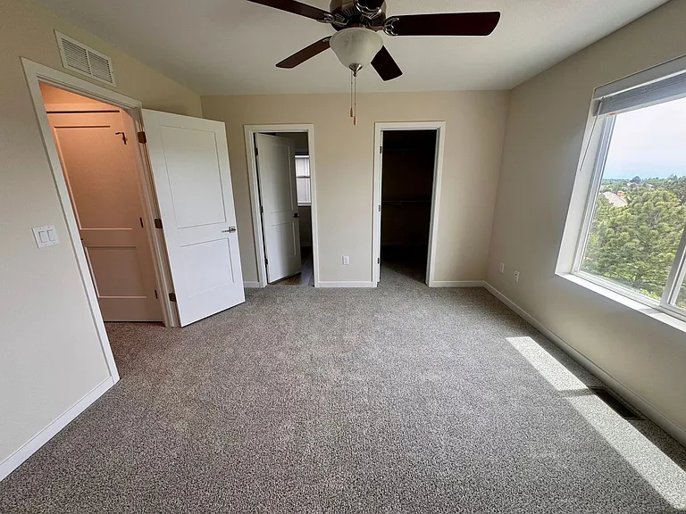 1932 Erin Loop — Photo 18