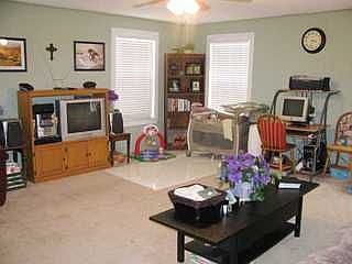 2nd image of 400 County Road 348