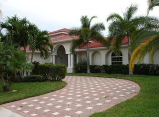 318 Polynesia Ct, Marco Island, FL 34145