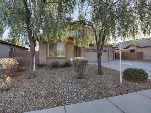 3rd image of 18423 W Caribbean Ln
