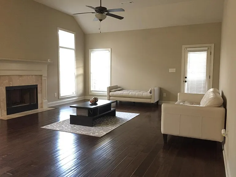 324 Evesham Ave — Photo 12