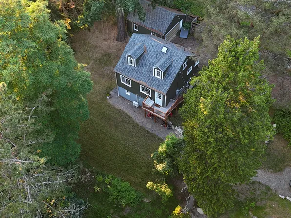 2825 Dakin St, Bellingham, WA 98226