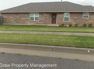 12304 SW 9th Ter, Yukon, OK 73099