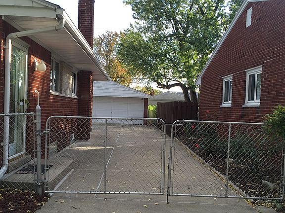 3rd image of 21636 Winshall St