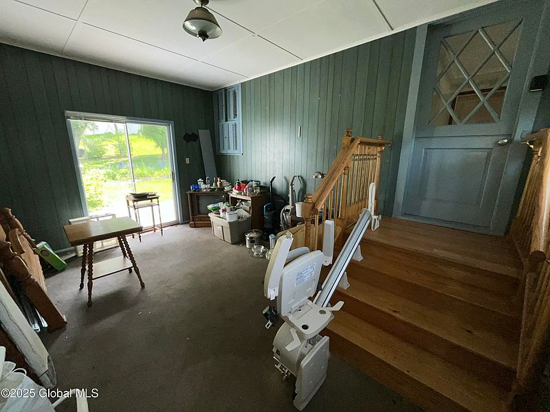 4th image of 11 Calhoun Road