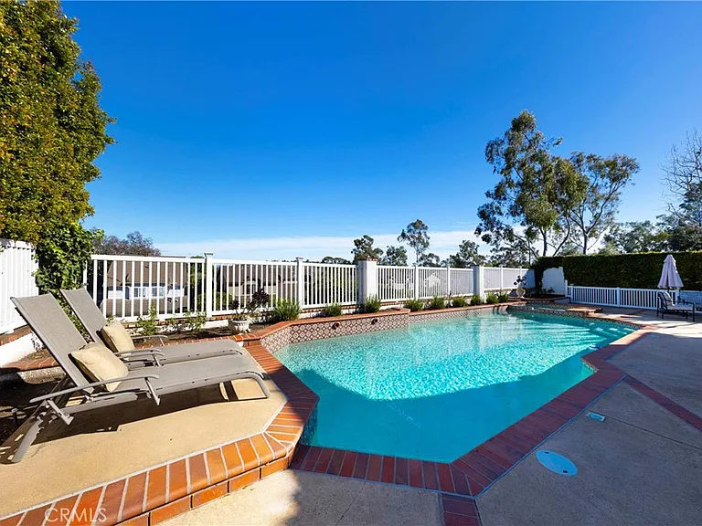 30932 Colonial Pl — Photo 30
