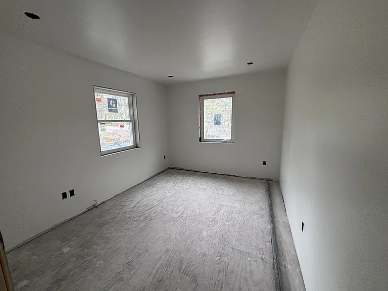 67 Lincoln St #4 — Photo 14