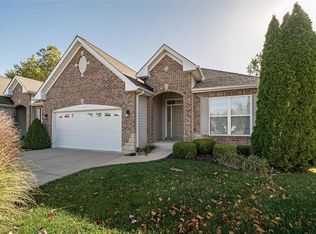 4116 Shepherds Hill Cir #7B, Saint Charles, MO 63304