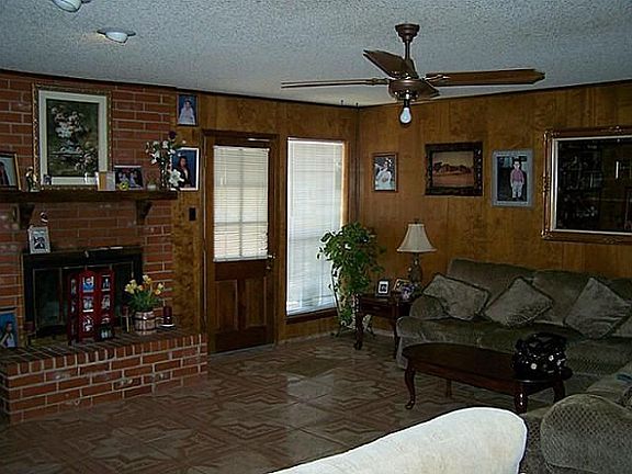 4th image of 239 Linda Dr