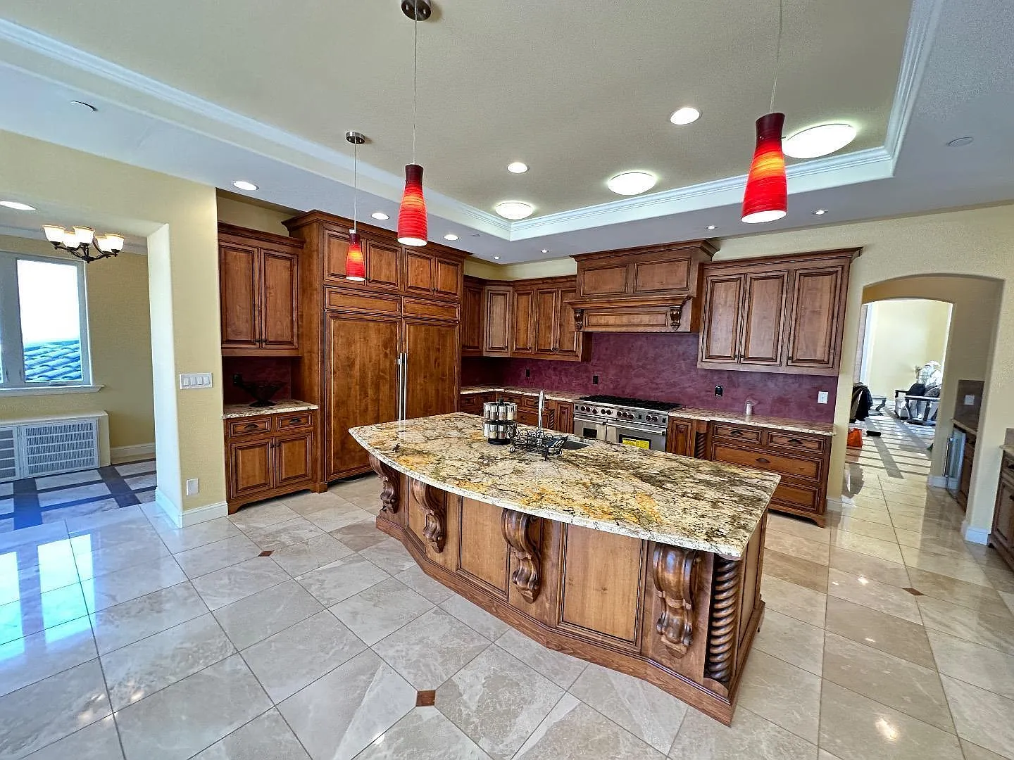 5 bed, 10030 sqft, $12,000 — Photo 4