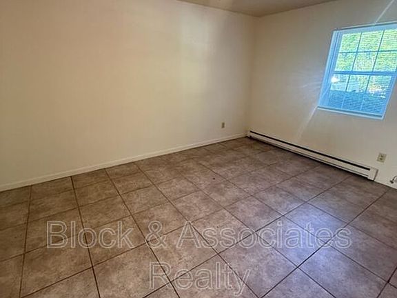 3rd image of 304 Reece Ave #D