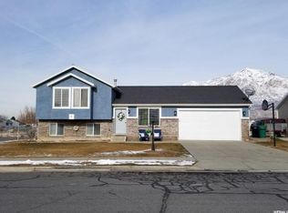 484 W 2125 N, Harrisville, UT 84414
