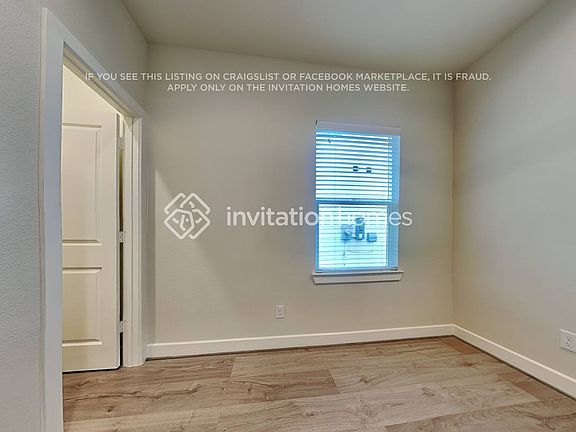 5th image of 710 Wilshire Brook Ln