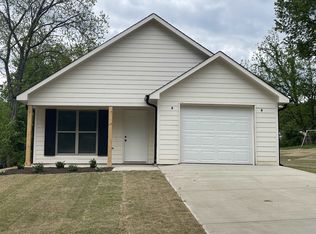 155 Whitley Ave, Henderson, TN 38340