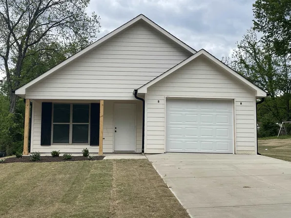 155 Whitley Ave, Henderson, TN 38340