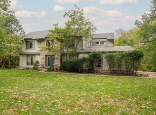 2335 Bretton Dr, Cincinnati, OH 45244