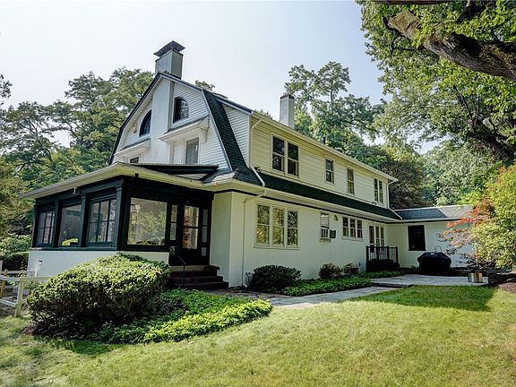 2nd image of 1730 Highland Ave