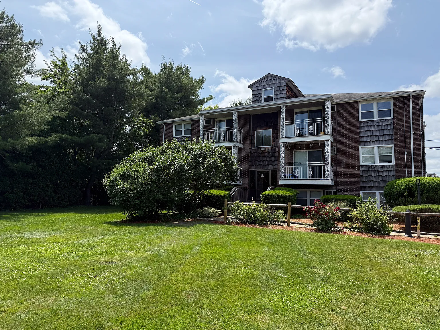Delmont Estates — Photo 1