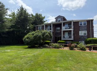 37 Delmont St APT 5, Methuen, MA 01844