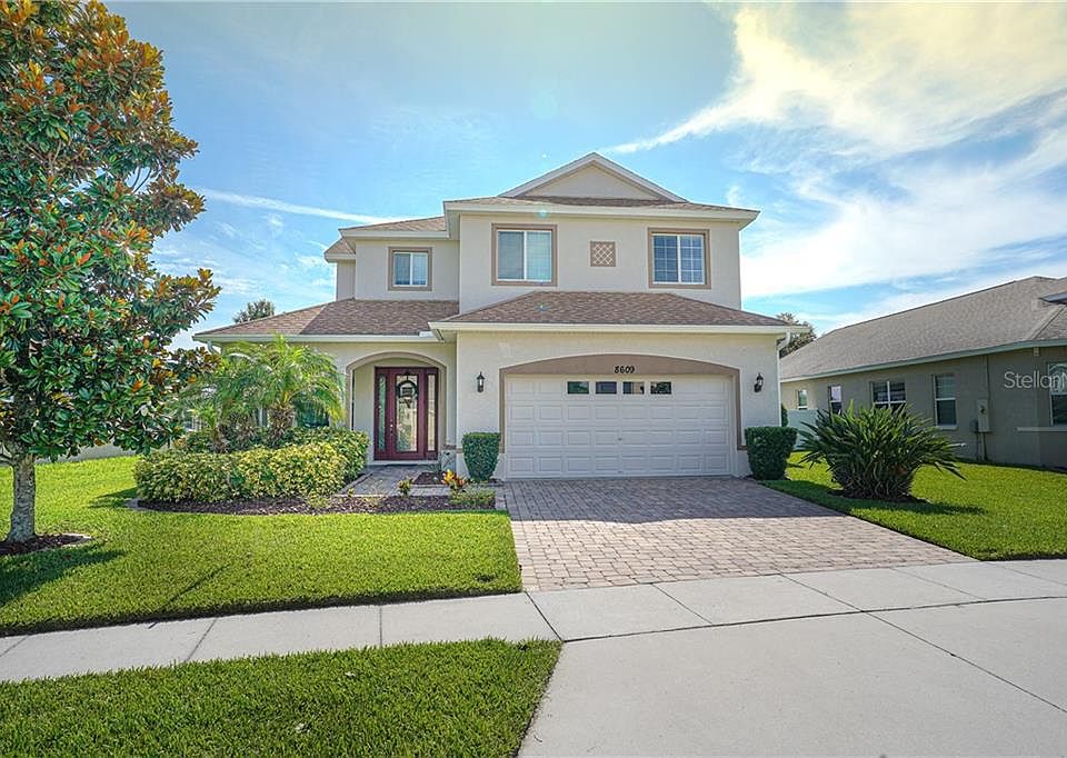 1st image of 8609 Eagle Brook Dr