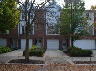 1157 W Vernon Park Pl #1, Chicago, IL 60607