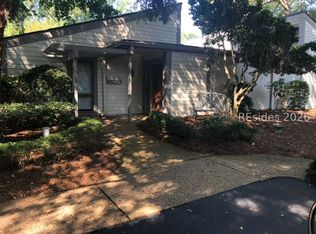 15 Calibogue Cay Rd APT 394, Hilton Head Island, SC 29928