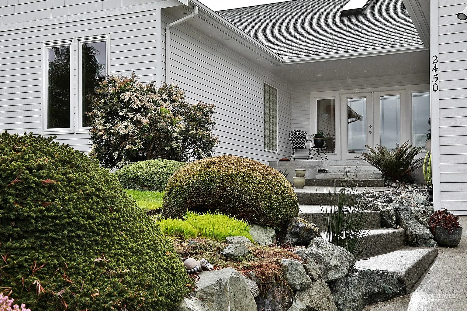 2450 Discovery Place photo 1