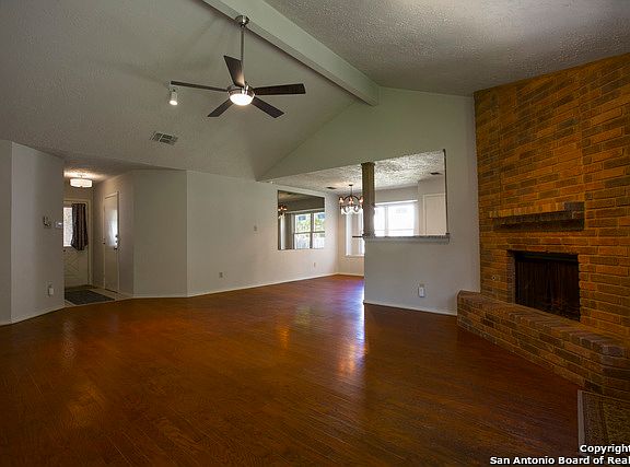 4th image of 6300 Welles Glenn Cir