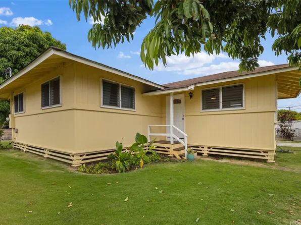 327 Kihapai St, Kailua, HI 96734