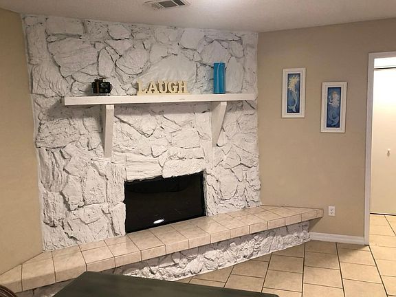 5th image of 2832 Villa Woods Cir