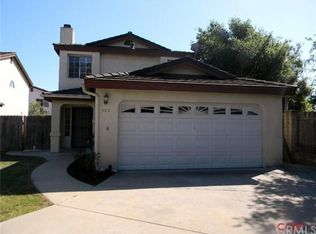 802 E Harper Ct, Santa Maria, CA 93454