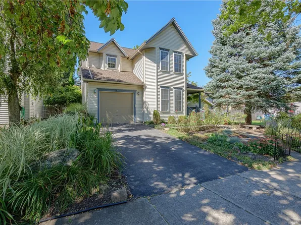 125 Delray Rd, Rochester, NY 14610