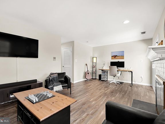 5th image of 5115 Heritage Ln