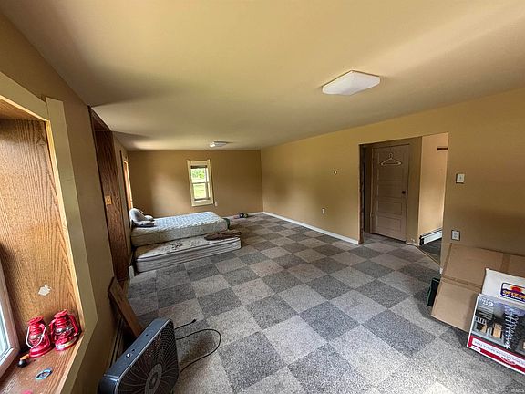 5th image of 405 E Swihart St