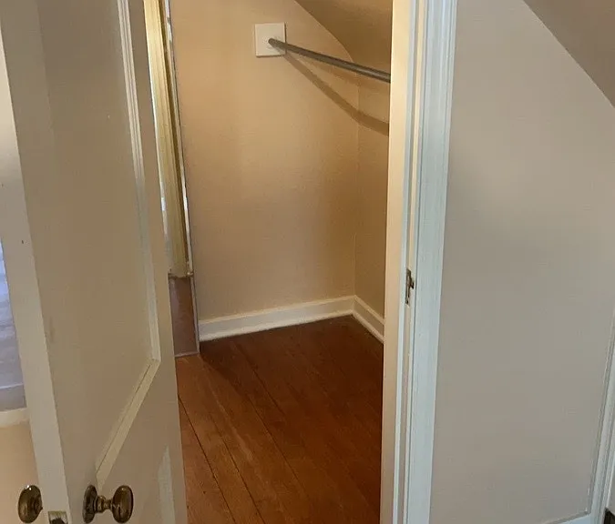 2400 Hillview Ave — Photo 30