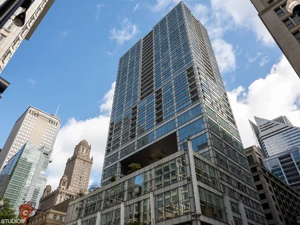 8 E Randolph St Unit 1607, Chicago, IL 60601