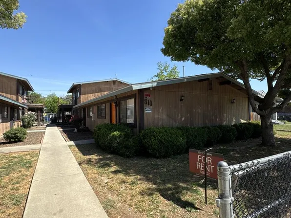 2983, 810 S Court St #A, Visalia, CA 93277