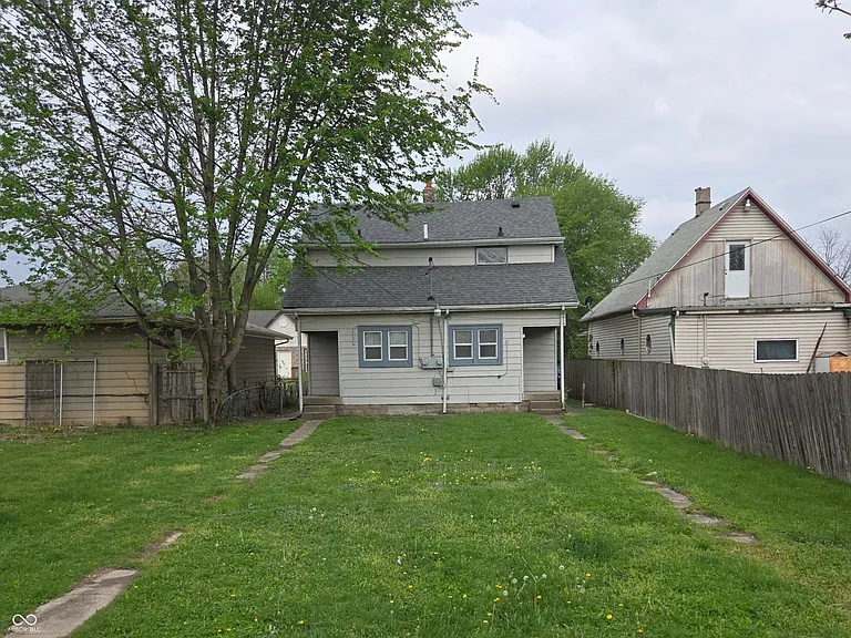 1339 Lee St — Photo 17