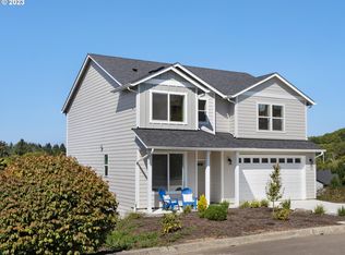 2210 Middle Fork Cir, Seaside, OR 97138