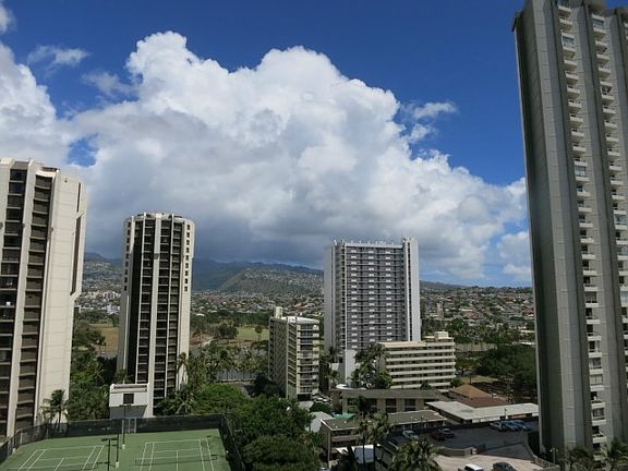 2nd image of 229 Paoakalani Ave #1611
