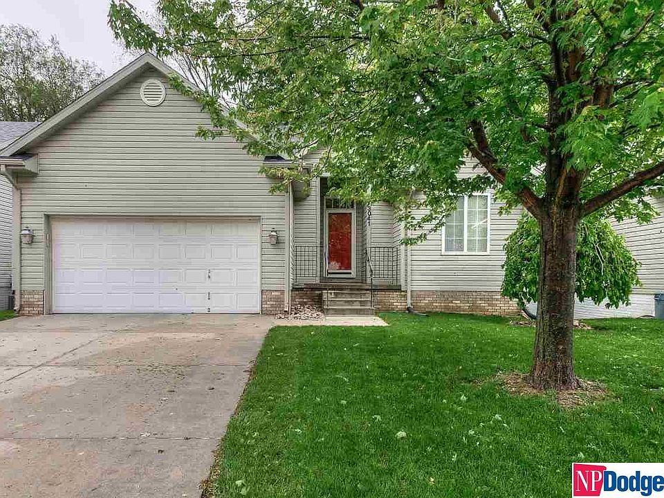 1st image of 3041 S 35th Ave