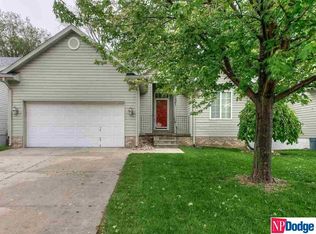 3041 S 35th Ave, Omaha, NE 68105