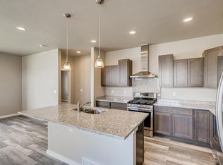 11125 Paradise Ln, Firestone, CO 80504