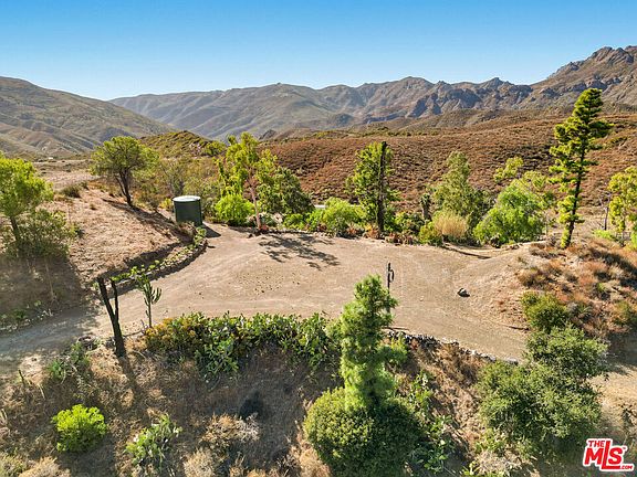 3rd image of 34229 Mulholland Hwy