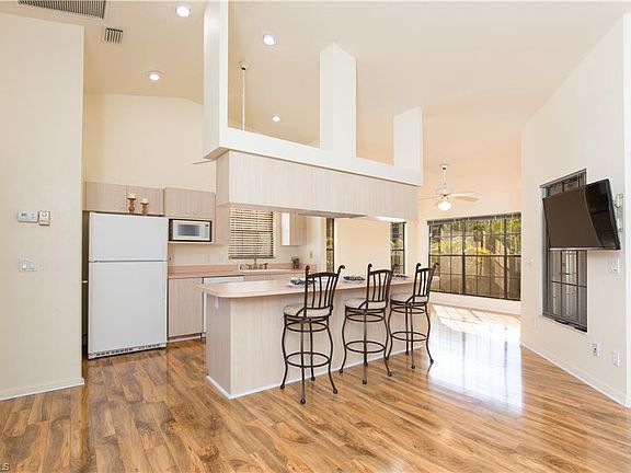 3rd image of 4455 Lake Heather Cir