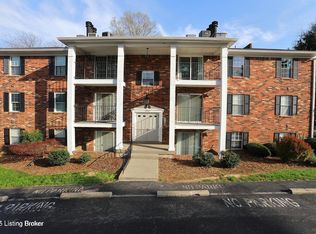 3312 Colonial Manor Cir Unit 6A, Louisville, KY