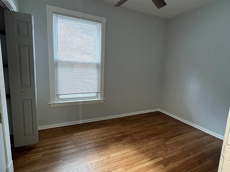 4025 N Lavergne Ave #2 — Photo 6