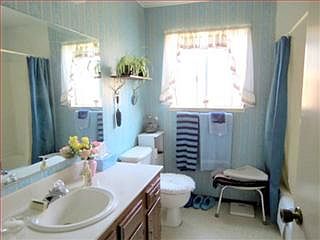 3rd image of 487 Spruce Cir