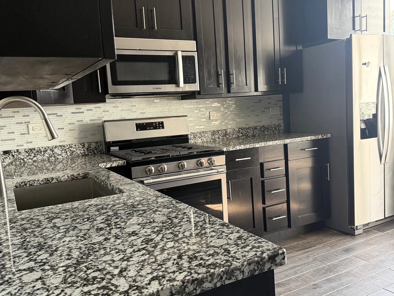 4153 W Nelson St — Photo 2