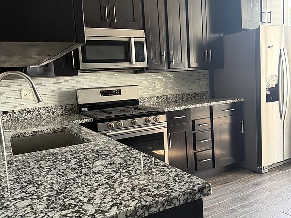 2nd image of 4153 W Nelson St #2